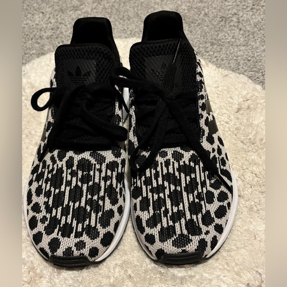 Adidas Original Swift Run BD7962 Cheetah Leopard Print Women’s Running Shoes Sz6 - Picture 6 of 9